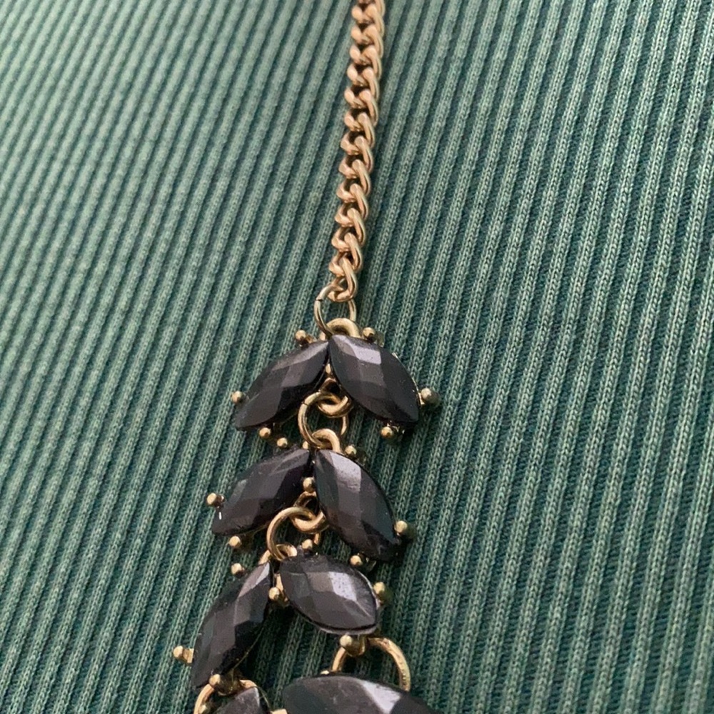 Statement necklace! - Picture 5 of 5